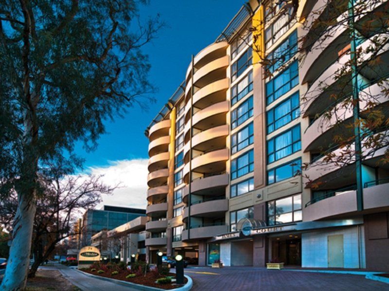 Adina Serviced Apartments Canberra James Court Zewnętrze zdjęcie